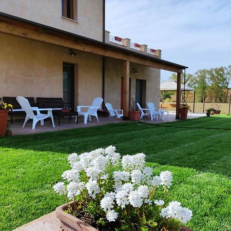 Casa Montefiore 13 Girasoli Lt Nella Tranquilla Campagna Marchigiana Ancona Exterior foto